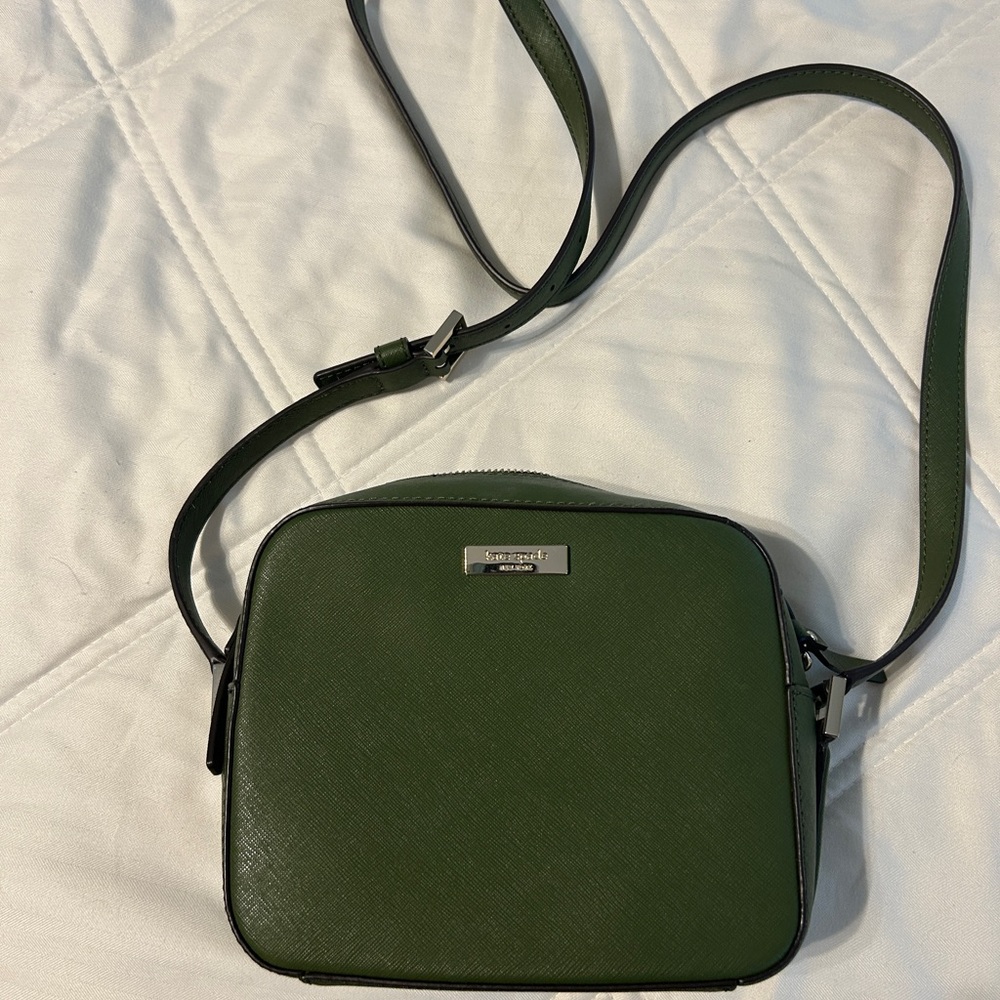Kate Spade Newbury Lane Cammie crossbody bag in sapling saffiano leather